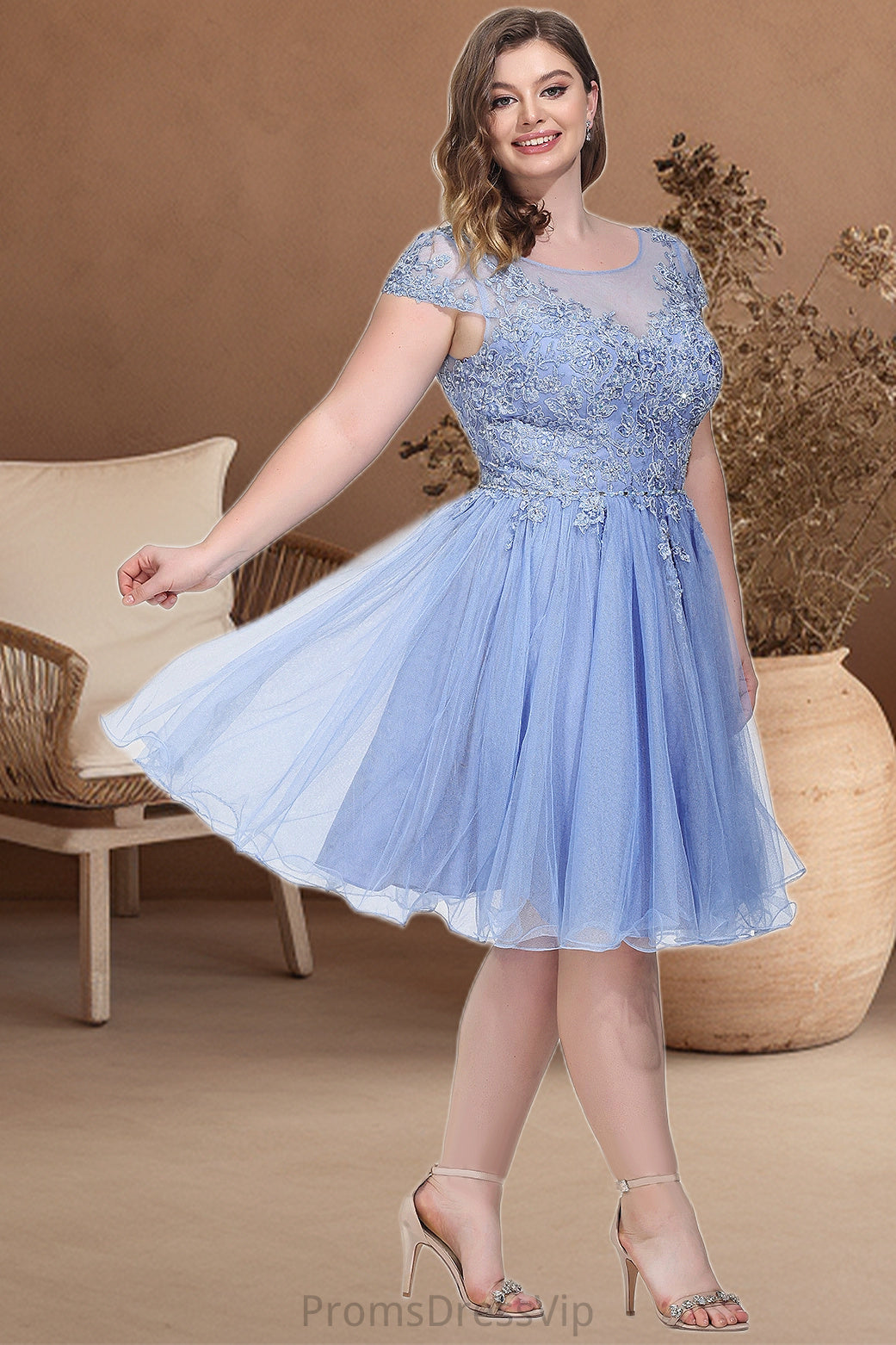 Estrella A-line Scoop Short/Mini Tulle Homecoming Dress With Beading Appliques Lace HLP0020547