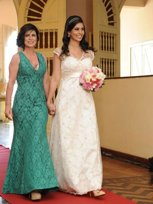 Tina Sheath/Column Lace V-neck Sleeveless Floor-Length Mother of the Bride Dresses HLP0020447