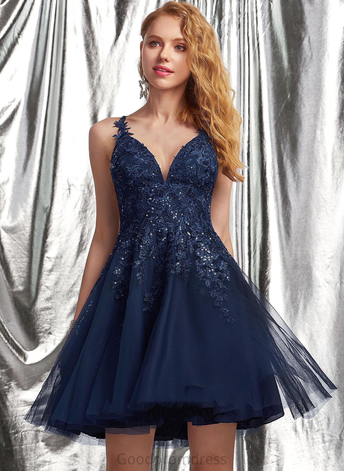 Short/Mini Sequins Homecoming Dresses Lilliana V-neck A-Line With Dress Tulle Homecoming Lace