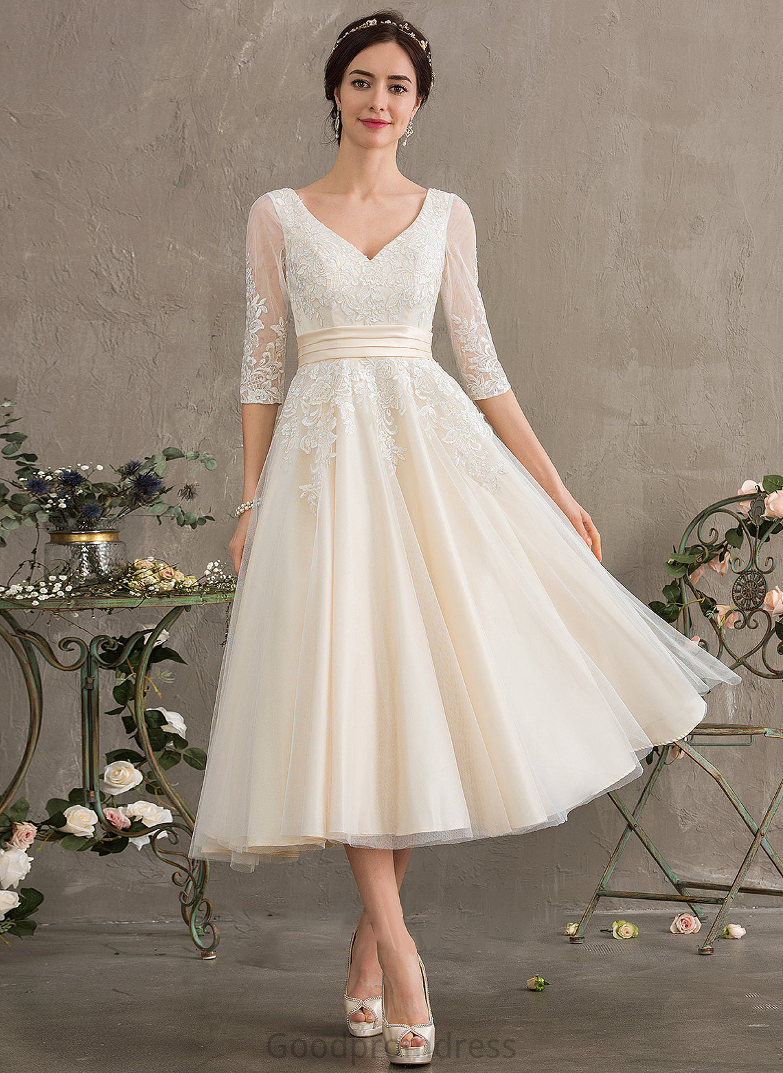 V-neck Tea-Length Ball-Gown/Princess Tulle Wedding Dress Lina Wedding Dresses